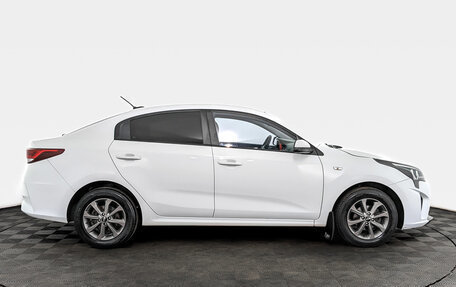 KIA Rio IV, 2020 год, 1 580 000 рублей, 4 фотография