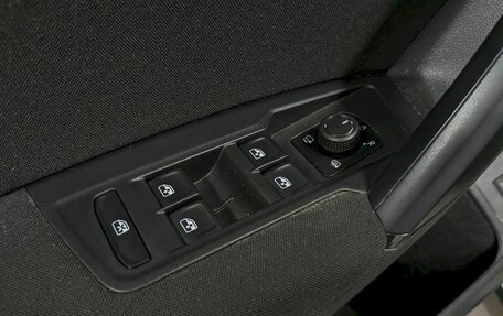 Volkswagen Tiguan II, 2019 год, 2 750 000 рублей, 12 фотография