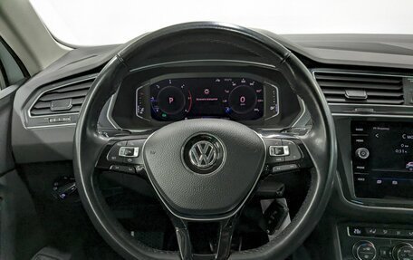 Volkswagen Tiguan II, 2019 год, 2 750 000 рублей, 25 фотография