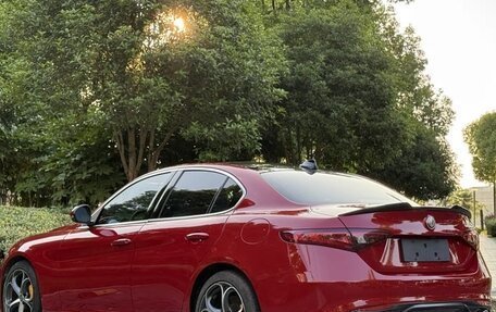Alfa Romeo Giulia II, 2022 год, 2 520 000 рублей, 3 фотография