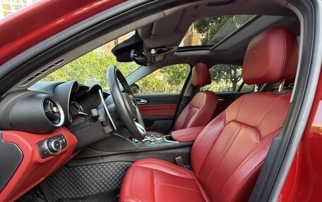 Alfa Romeo Giulia II, 2022 год, 2 520 000 рублей, 8 фотография