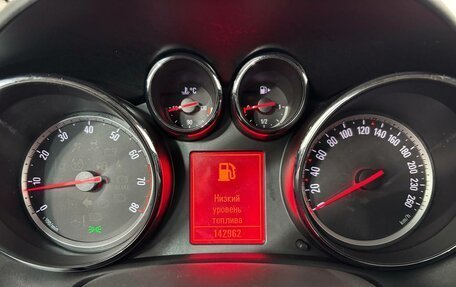 Opel Astra J, 2011 год, 699 000 рублей, 16 фотография