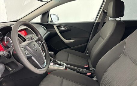Opel Astra J, 2011 год, 699 000 рублей, 8 фотография