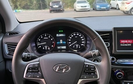 Hyundai Solaris II рестайлинг, 2020 год, 1 800 000 рублей, 10 фотография