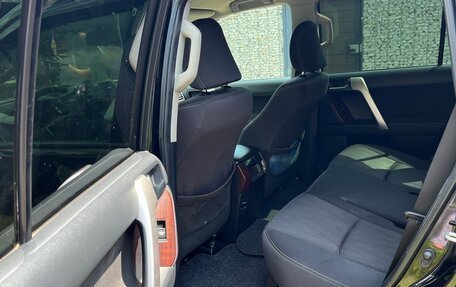 Toyota Land Cruiser Prado 150 рестайлинг 2, 2014 год, 2 980 000 рублей, 2 фотография