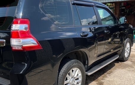 Toyota Land Cruiser Prado 150 рестайлинг 2, 2014 год, 2 980 000 рублей, 5 фотография