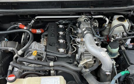 Toyota Land Cruiser Prado 150 рестайлинг 2, 2014 год, 2 980 000 рублей, 14 фотография