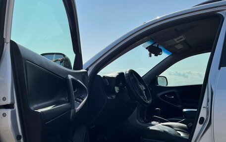 Toyota RAV4, 2006 год, 1 095 000 рублей, 16 фотография