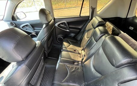 Toyota RAV4, 2006 год, 1 095 000 рублей, 13 фотография