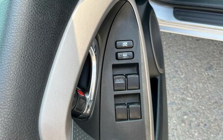 Toyota RAV4, 2006 год, 1 095 000 рублей, 21 фотография
