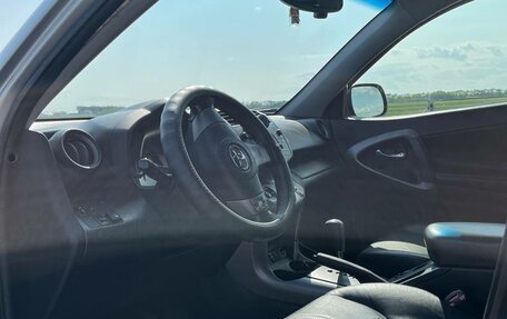 Toyota RAV4, 2006 год, 1 095 000 рублей, 20 фотография