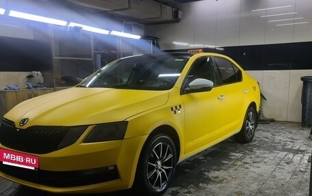 Skoda Octavia, 2018 год, 850 000 рублей, 17 фотография