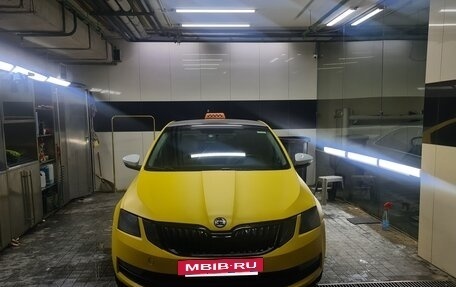 Skoda Octavia, 2018 год, 850 000 рублей, 15 фотография