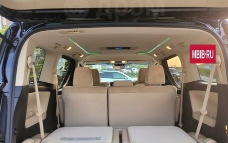 Toyota Vellfire II, 2018 год, 3 400 000 рублей, 9 фотография