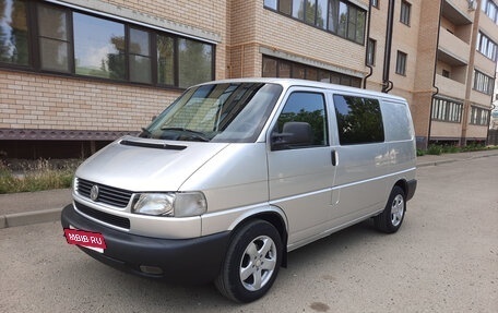 Volkswagen Transporter T4, 2002 год, 1 480 000 рублей, 5 фотография