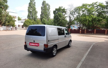 Volkswagen Transporter T4, 2002 год, 1 480 000 рублей, 2 фотография