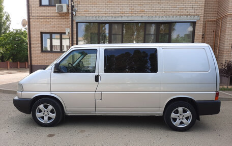 Volkswagen Transporter T4, 2002 год, 1 480 000 рублей, 40 фотография