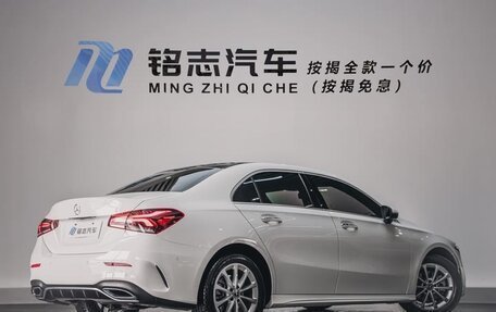 Mercedes-Benz A-Класс, 2022 год, 2 100 000 рублей, 5 фотография
