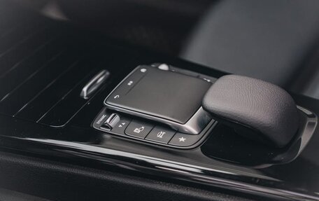 Mercedes-Benz A-Класс, 2022 год, 2 100 000 рублей, 17 фотография