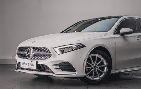 Mercedes-Benz A-Класс, 2022 год, 2 100 000 рублей, 25 фотография