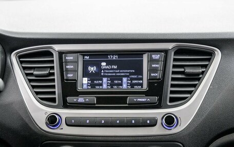 Hyundai Solaris II рестайлинг, 2018 год, 1 298 000 рублей, 24 фотография