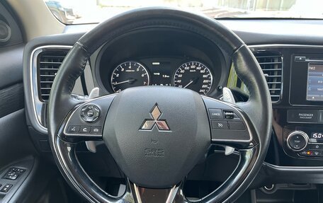 Mitsubishi Outlander III рестайлинг 3, 2015 год, 1 849 000 рублей, 8 фотография