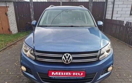 Volkswagen Tiguan I, 2011 год, 1 680 000 рублей, 1 фотография