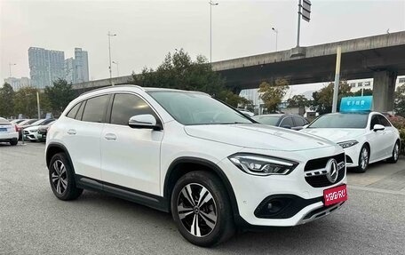 Mercedes-Benz GLA, 2022 год, 2 480 000 рублей, 1 фотография