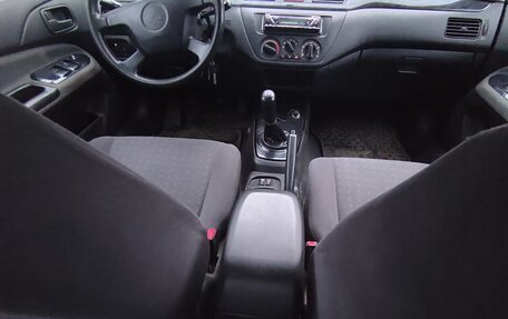 Mitsubishi Lancer IX, 2004 год, 315 000 рублей, 9 фотография