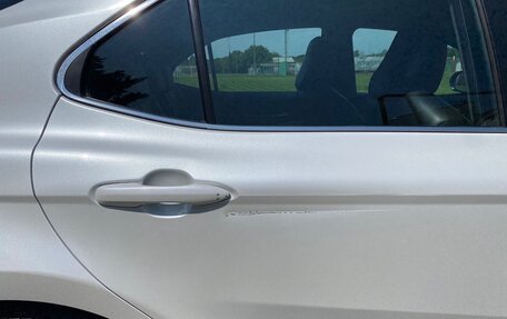 Toyota Camry, 2018 год, 2 250 000 рублей, 8 фотография