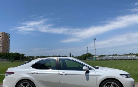 Toyota Camry, 2018 год, 2 250 000 рублей, 7 фотография