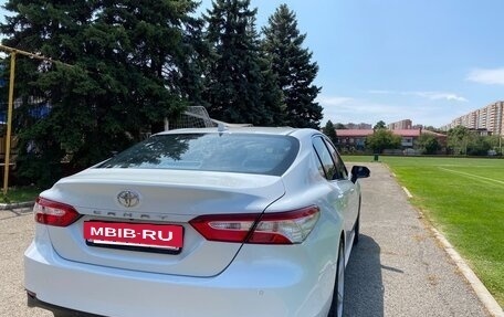 Toyota Camry, 2018 год, 2 250 000 рублей, 5 фотография