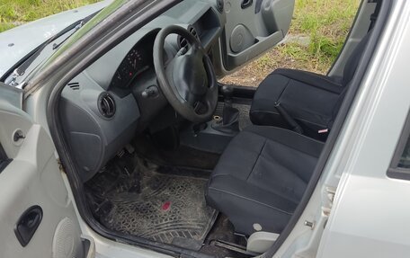 Renault Logan I, 2005 год, 290 000 рублей, 2 фотография
