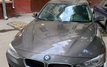 BMW 3 серия, 2013 год, 1 500 000 рублей, 2 фотография
