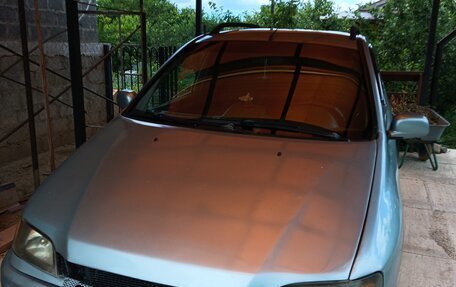 Mitsubishi Space Star I рестайлинг, 2003 год, 250 000 рублей, 2 фотография