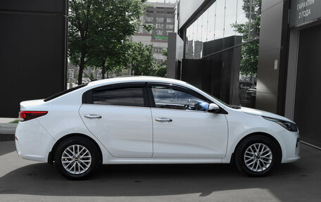 KIA Rio IV, 2018 год, 1 395 000 рублей, 4 фотография