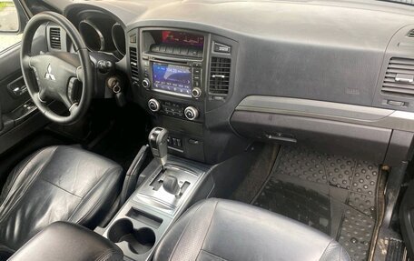 Mitsubishi Pajero IV, 2011 год, 1 700 000 рублей, 9 фотография