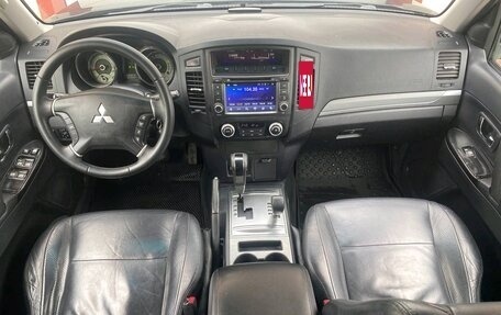 Mitsubishi Pajero IV, 2011 год, 1 700 000 рублей, 12 фотография