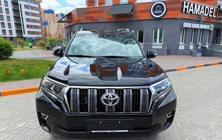 Toyota Land Cruiser Prado 150 рестайлинг 2, 2017 год, 4 420 000 рублей, 5 фотография