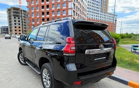 Toyota Land Cruiser Prado 150 рестайлинг 2, 2017 год, 4 420 000 рублей, 20 фотография