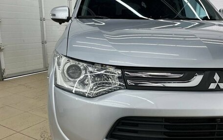 Mitsubishi Outlander III рестайлинг 3, 2013 год, 1 470 000 рублей, 9 фотография