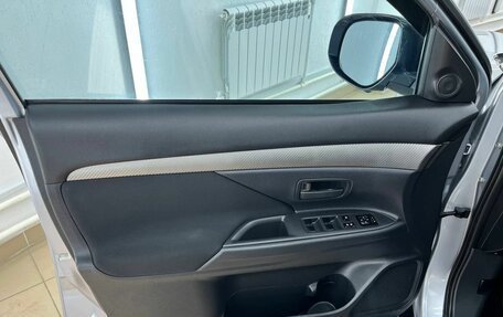 Mitsubishi Outlander III рестайлинг 3, 2013 год, 1 470 000 рублей, 21 фотография