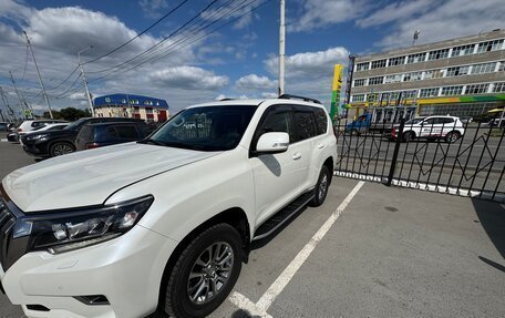 Toyota Land Cruiser Prado 150 рестайлинг 2, 2017 год, 6 000 000 рублей, 3 фотография