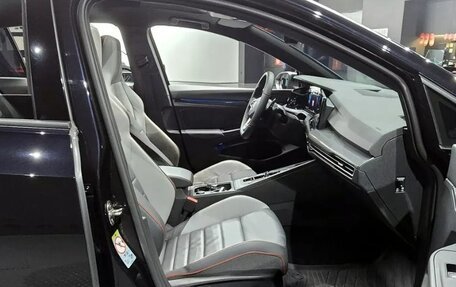 Volkswagen Golf VIII, 2022 год, 3 108 478 рублей, 11 фотография