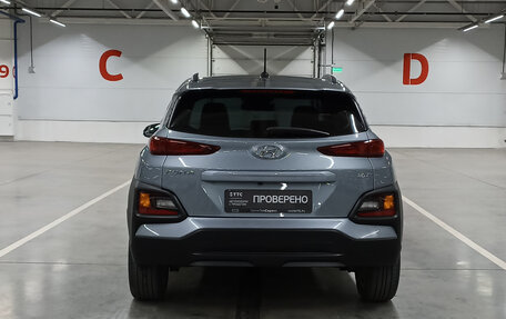 Hyundai Kona I, 2018 год, 1 790 000 рублей, 6 фотография