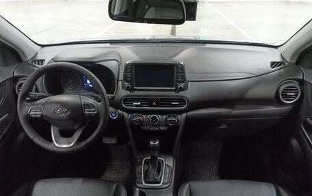 Hyundai Kona I, 2018 год, 1 790 000 рублей, 14 фотография