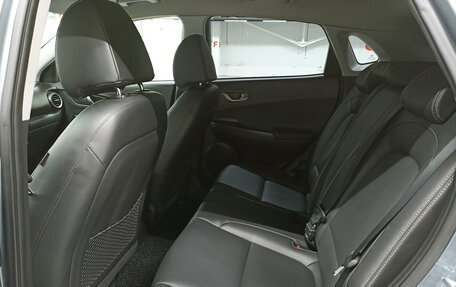 Hyundai Kona I, 2018 год, 1 790 000 рублей, 12 фотография