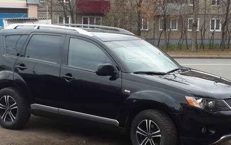 Mitsubishi Outlander III рестайлинг 3, 2008 год, 1 300 000 рублей, 8 фотография