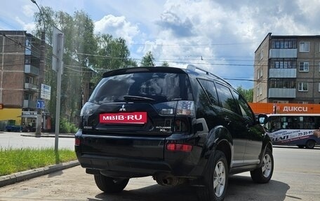 Mitsubishi Outlander III рестайлинг 3, 2008 год, 1 300 000 рублей, 4 фотография