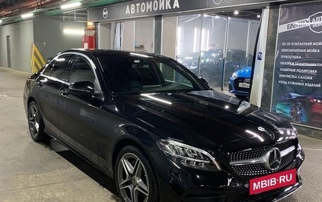 Mercedes-Benz C-Класс, 2019 год, 3 450 000 рублей, 5 фотография